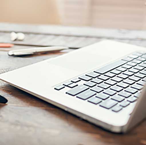 desk-with-computer2